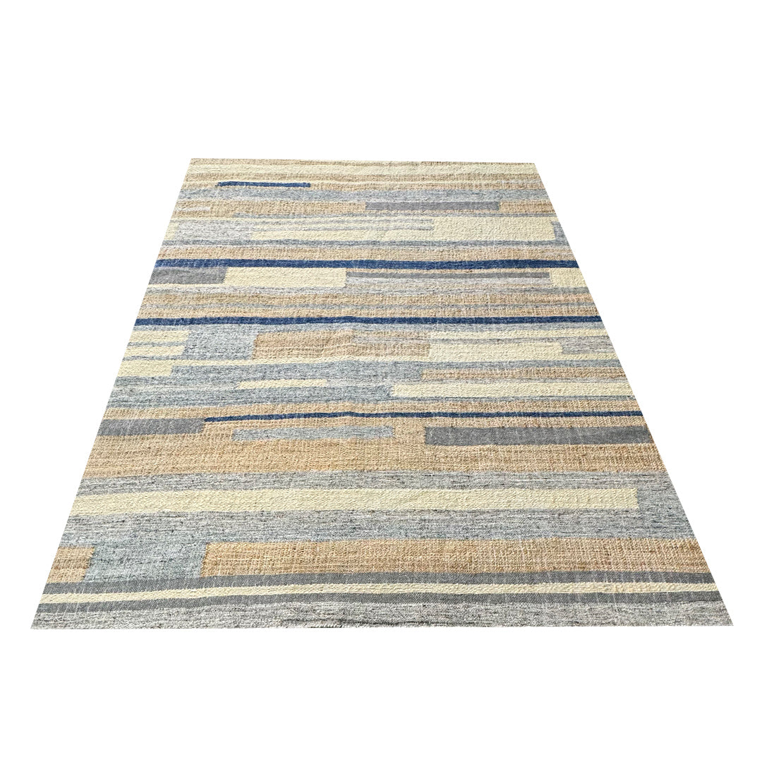 Earthy Elegance  Handknotted Jute Rug