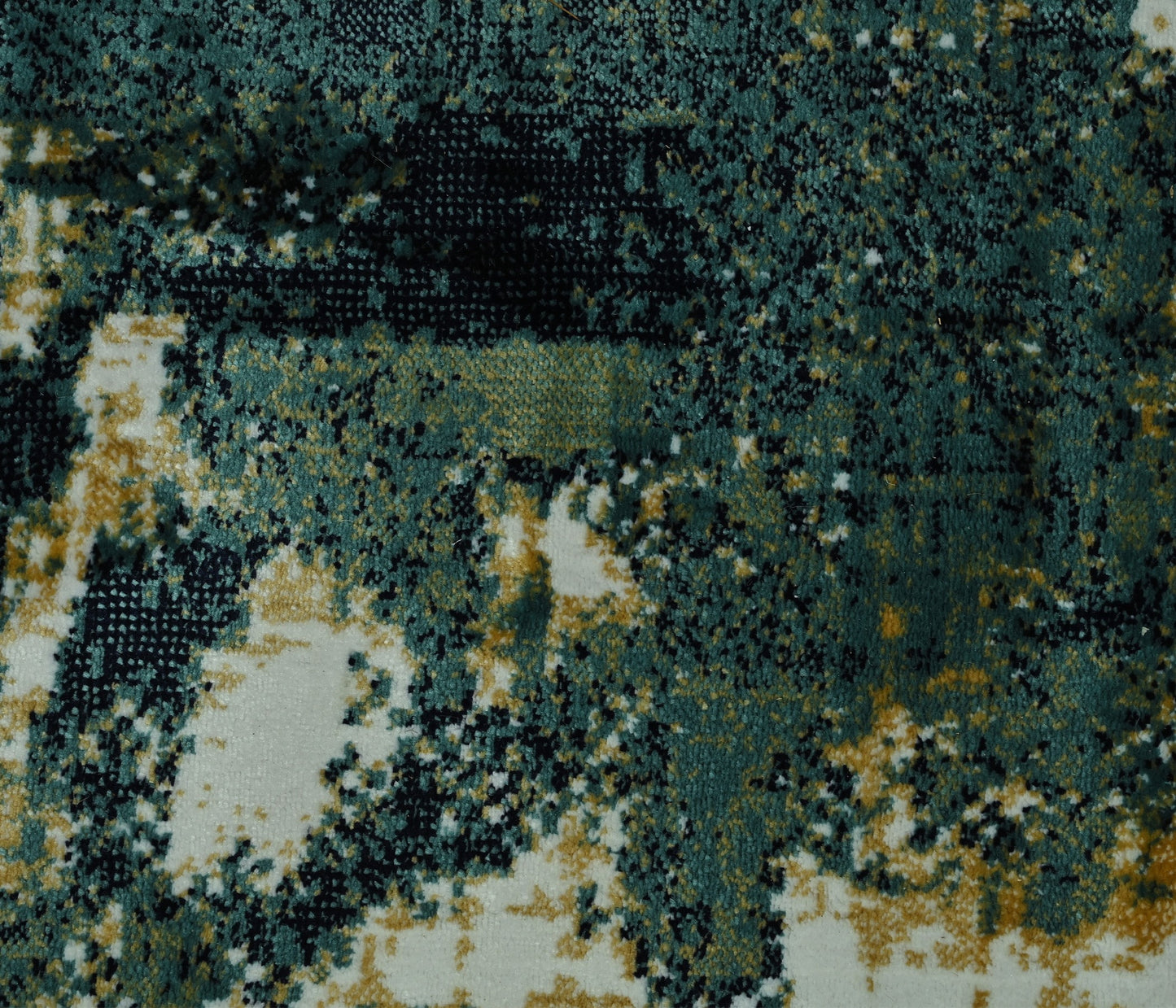 Echo Power Loomed Poly Propylene Rug.