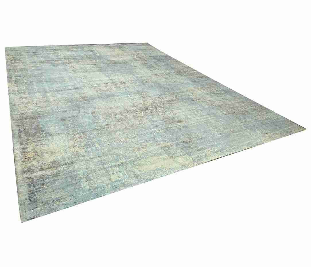 Cosmic Collection Handloom Viscose Rug.