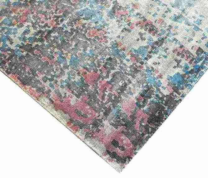 Cosmic Collection Handloom Viscose Rug.