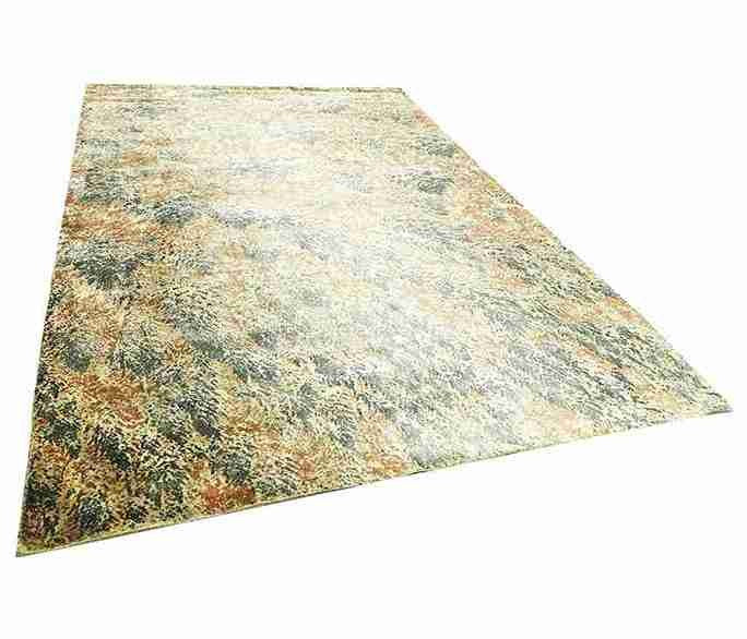 Cosmic Collection Handloom Viscose Rug.