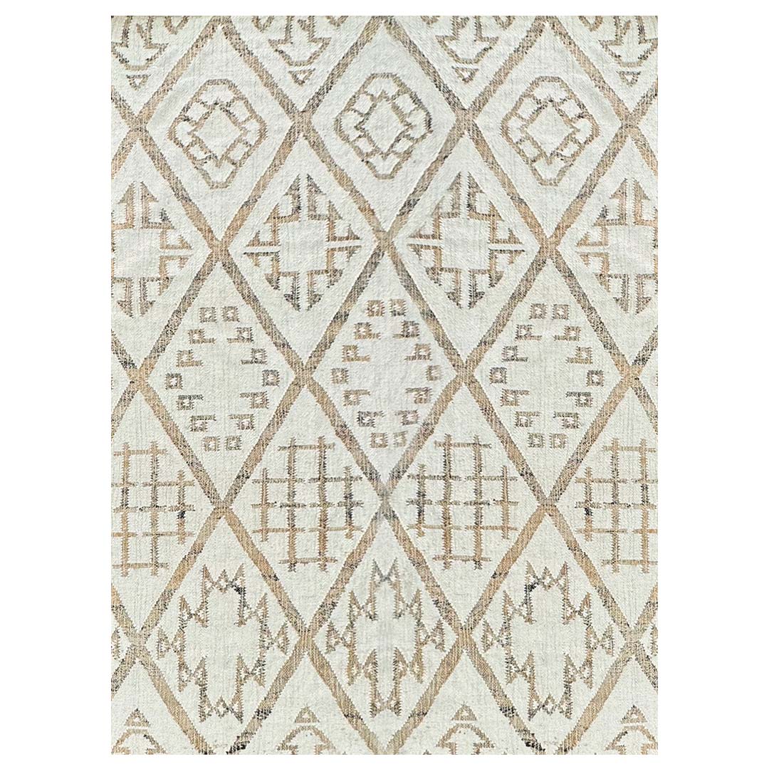 Earthy Elegance  Handknotted Jute Rug