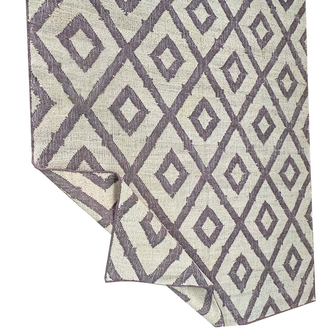 Earthy Elegance  Handknotted Jute Rug