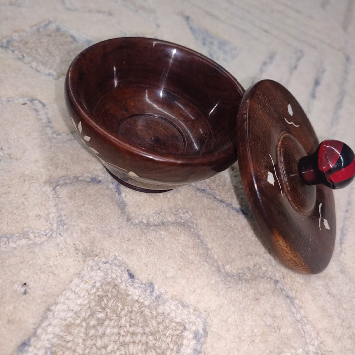 Handcrafted Wooden Bowl Set with Lid – Decorative & Functional Storage Containers