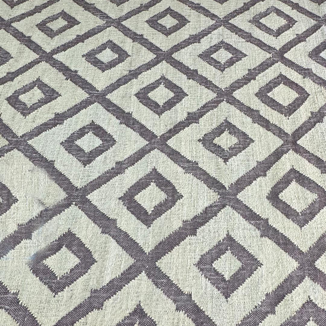 Earthy Elegance  Handknotted Jute Rug