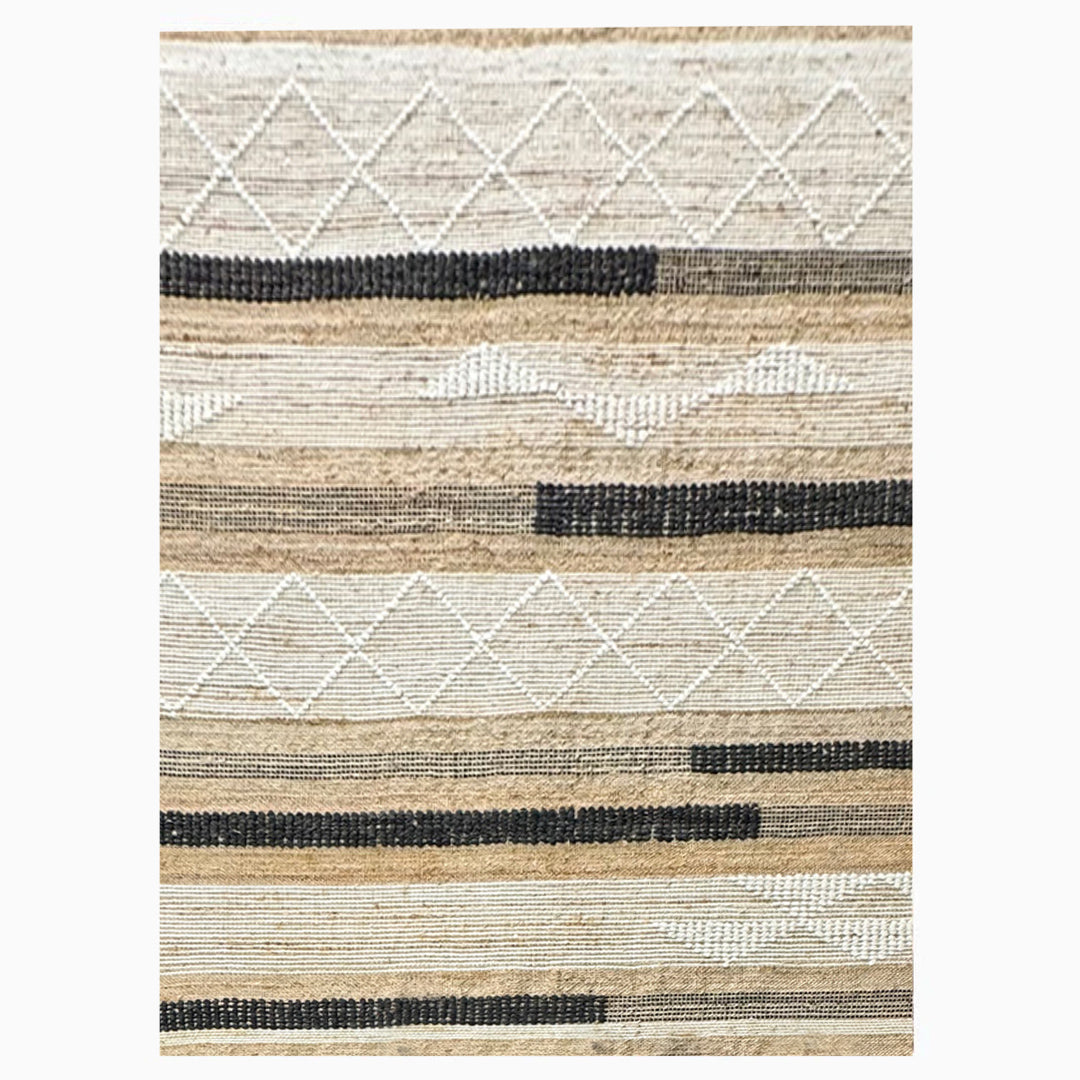 Earthy Elegance  Handknotted Jute & Wool Rug