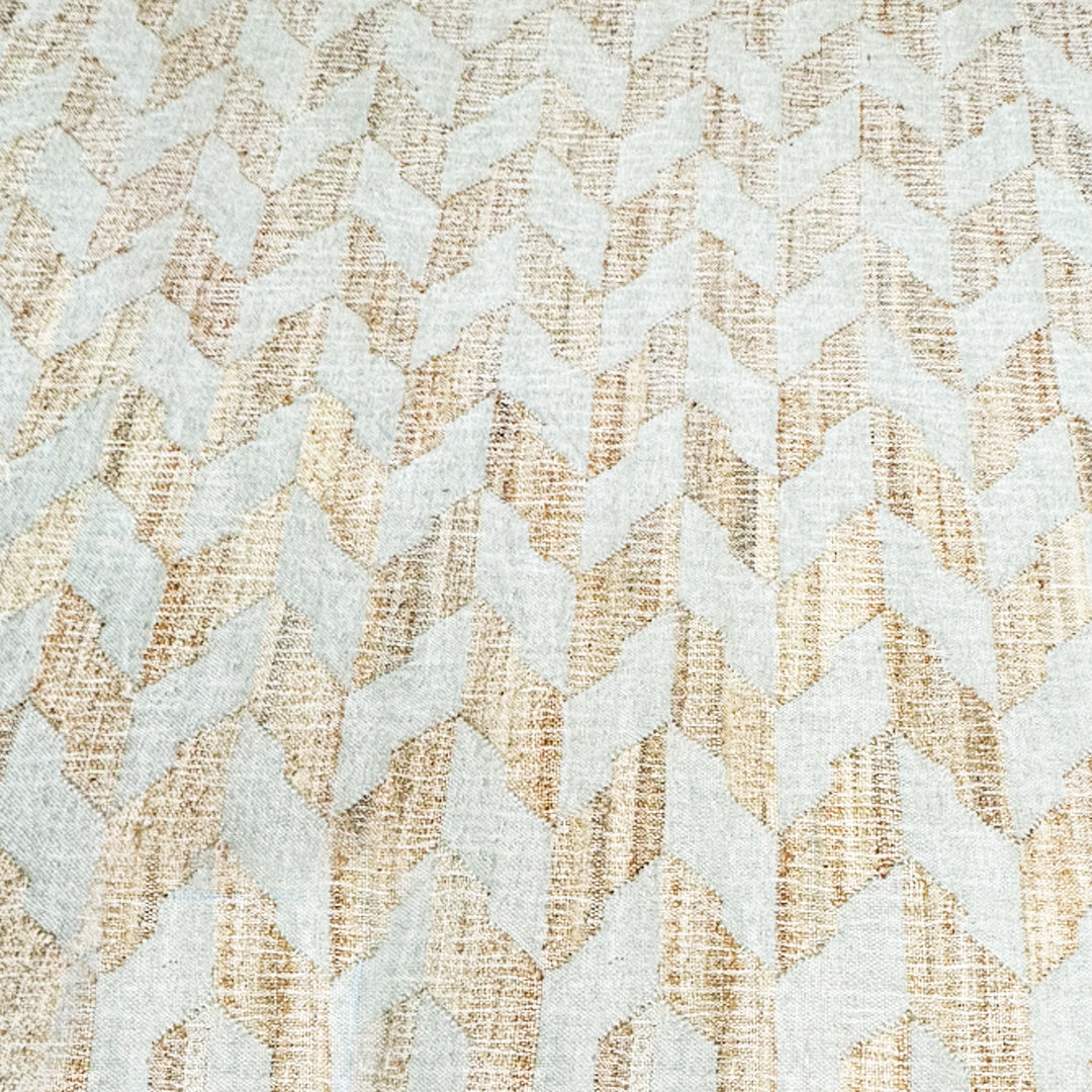 Earthy Elegance  Handknotted Jute Rug