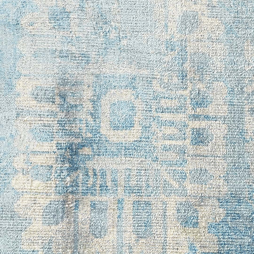 Cosmic Collection Handloom Viscose Rug.