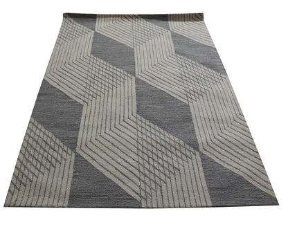 Harmonize - Handtufted Traditional Beige Colour Wool Rug