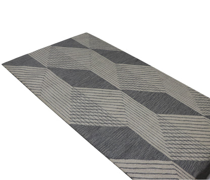 Harmonize - Handtufted Traditional Beige Colour Wool Rug