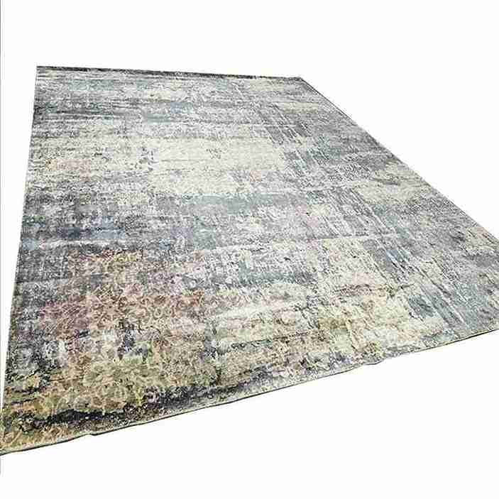 Cosmic Collection Handloom Viscose Rug.