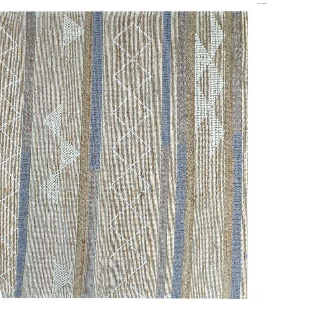 Earthy Elegance  Handknotted Jute & Wool Rug