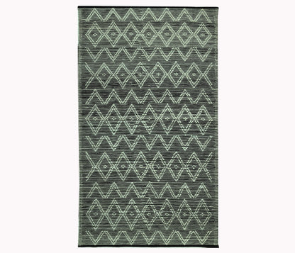 Harmonize Handtufted Wool Rug.