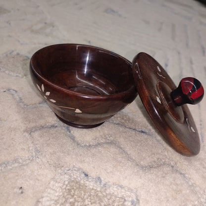 Handcrafted Wooden Bowl Set with Lid – Decorative & Functional Storage Containers