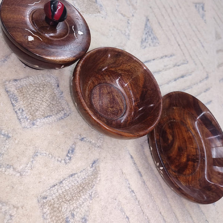 Handcrafted Wooden Bowl Set with Lid – Decorative & Functional Storage Containers
