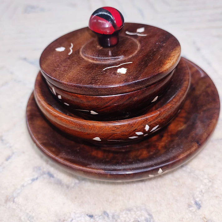 Handcrafted Wooden Bowl Set with Lid – Decorative & Functional Storage Containers