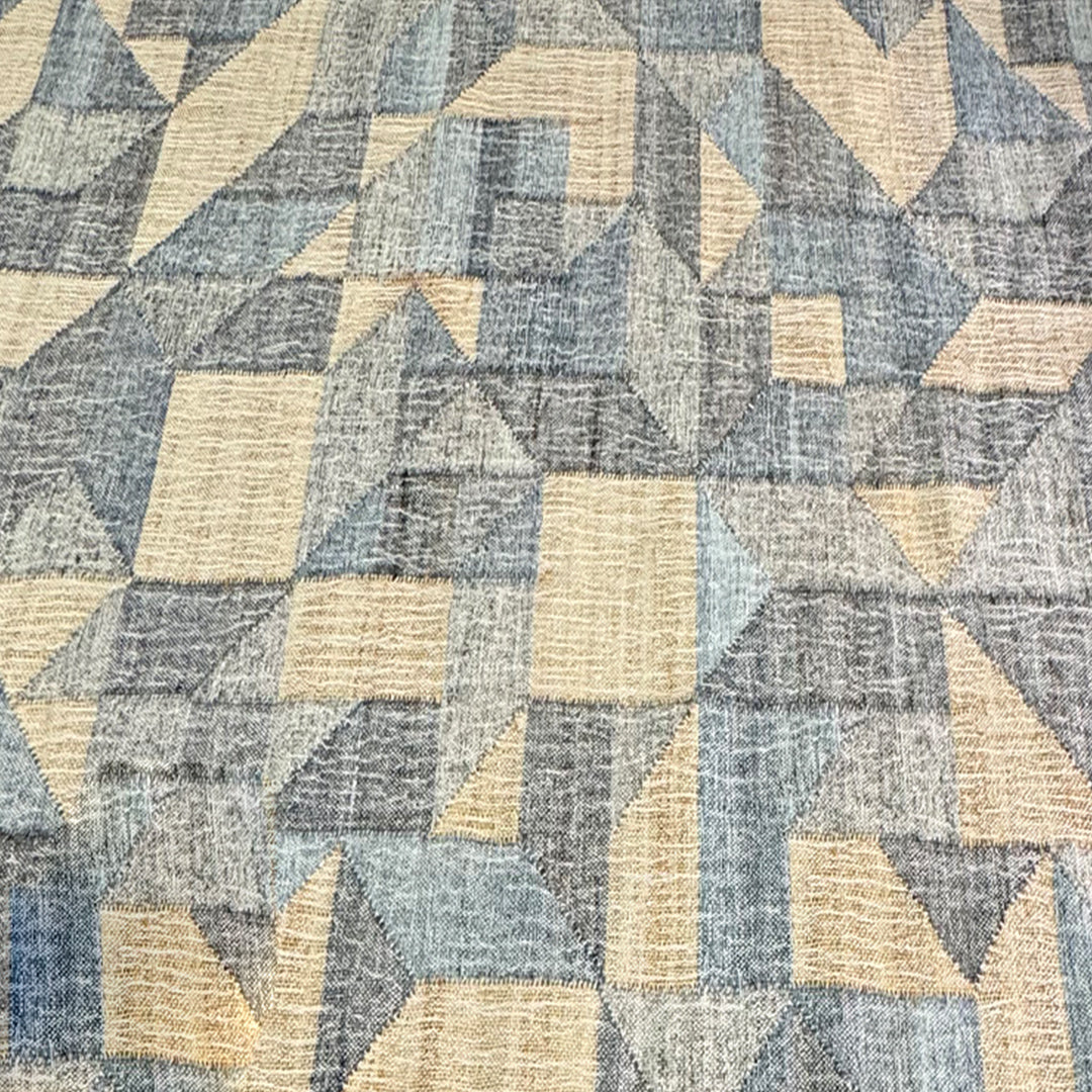 Earthy Elegance  Handknotted Jute Rug