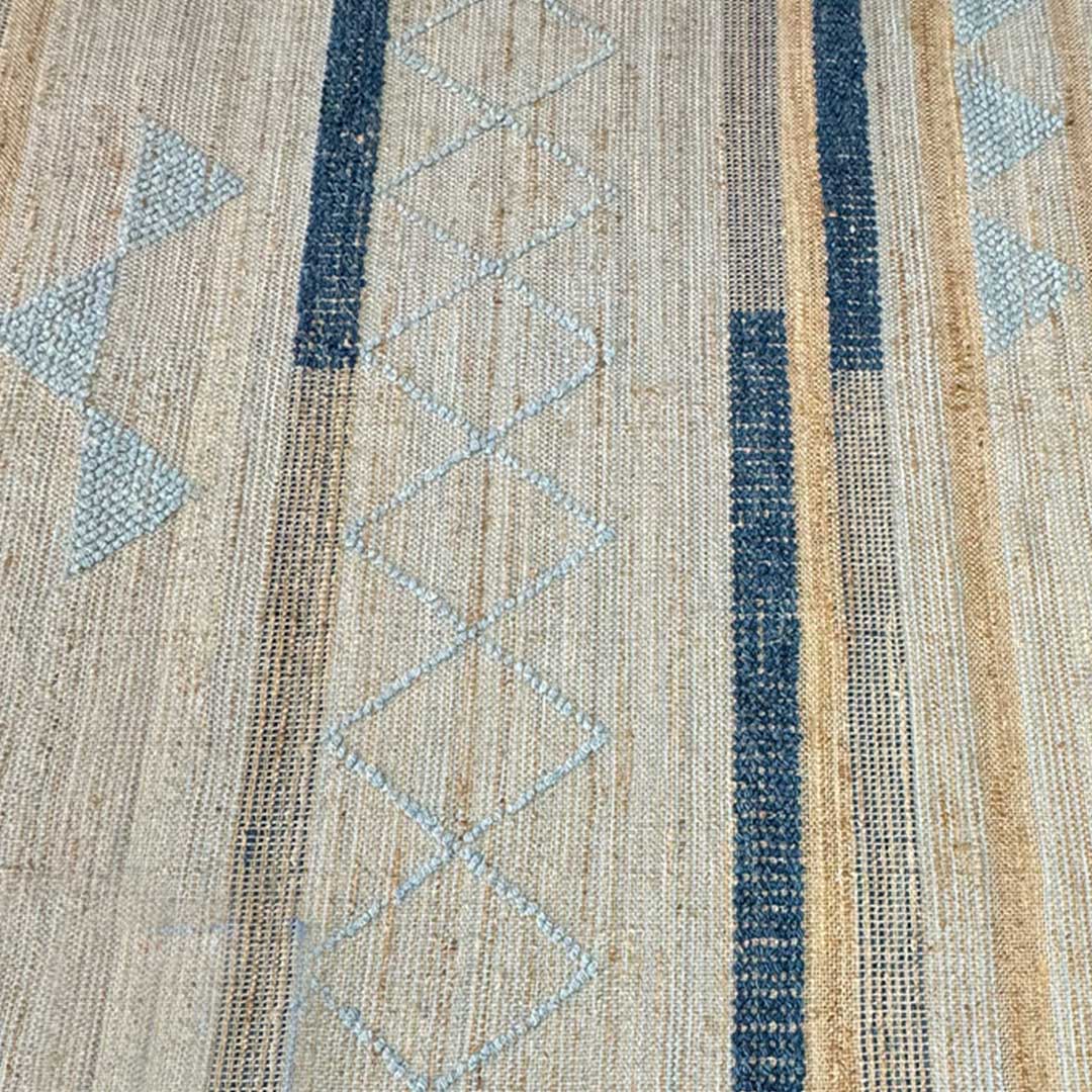Earthy Elegance  Handknotted Jute & Wool Rug
